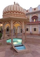 Laxmi Vilas Palace 21